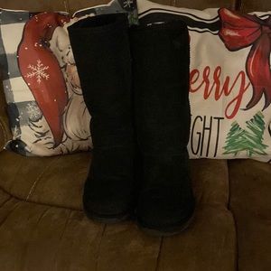 Ugg tall classic boots. Barely worn. Great shape.